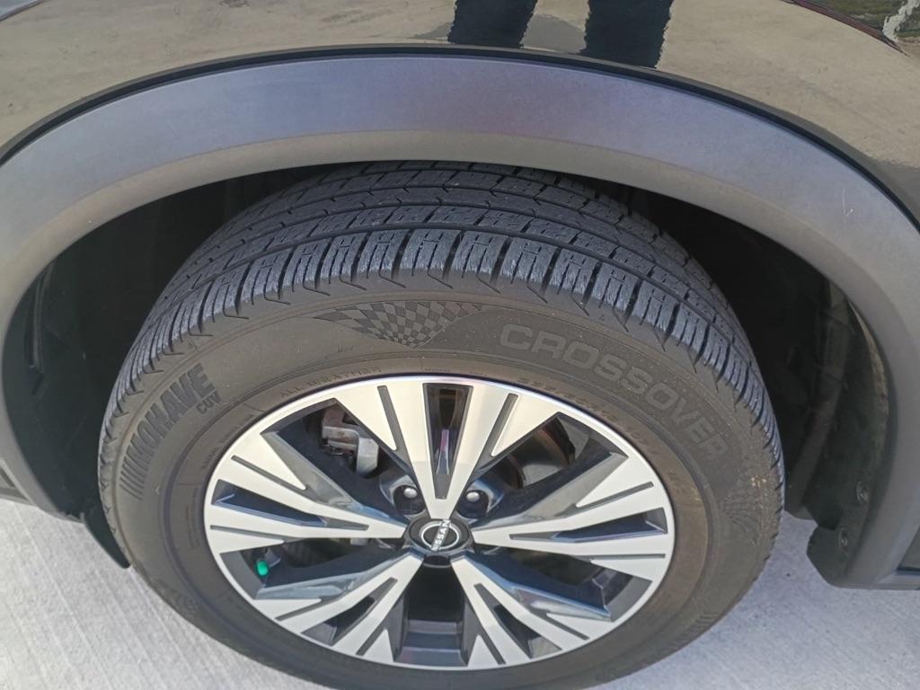 Nissan Rogue SV 2022