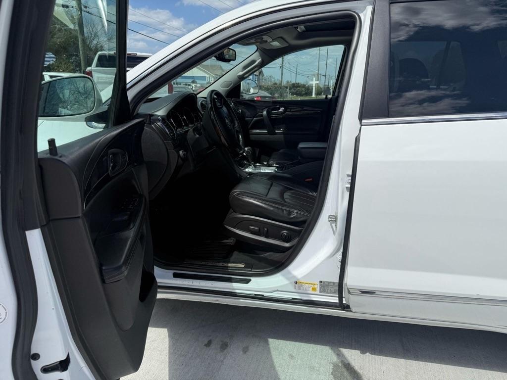 Buick Enclave Leather FWD 2016