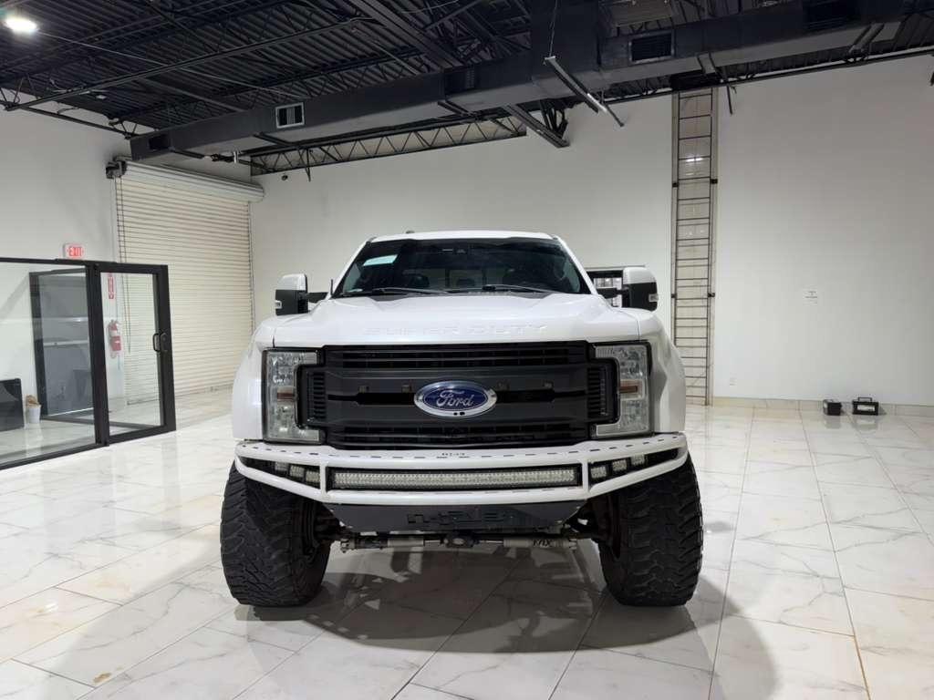 Ford F-250 SD Lariat Crew Cab 4WD 2017