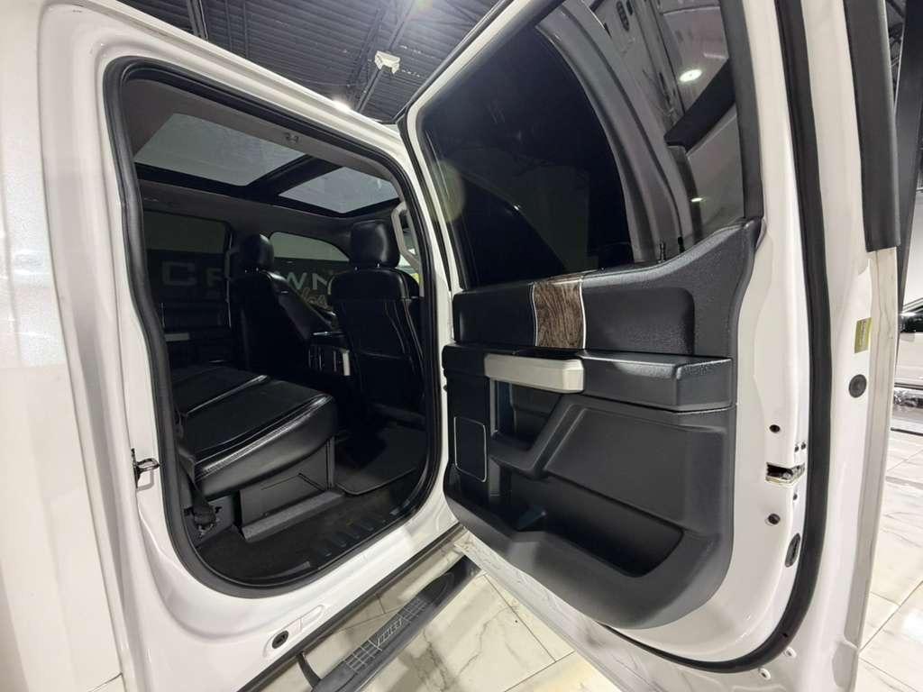 Ford F-250 SD Lariat Crew Cab 4WD 2017