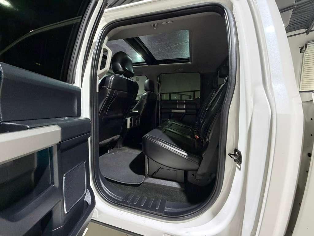 Ford F-250 SD Lariat Crew Cab 4WD 2017