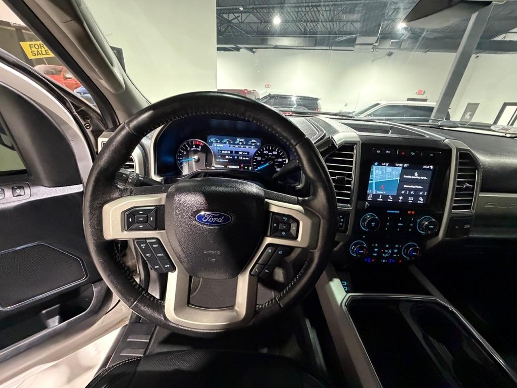 Ford F-250 SD Lariat Crew Cab 4WD 2017