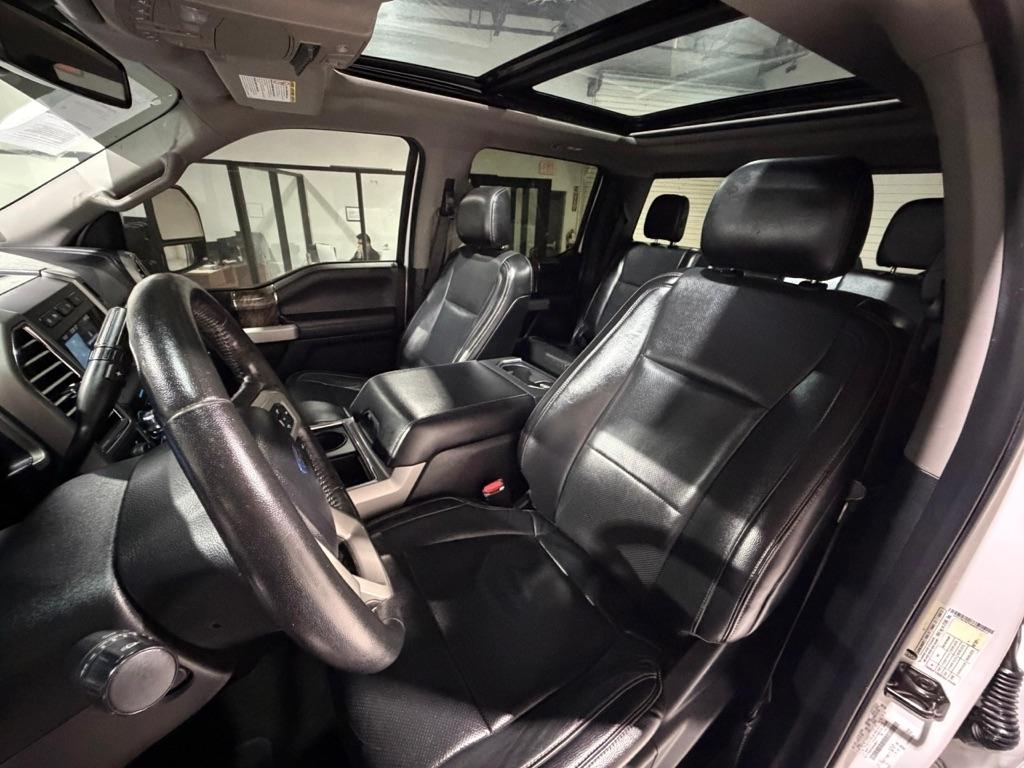 Ford F-250 SD Lariat Crew Cab 4WD 2017