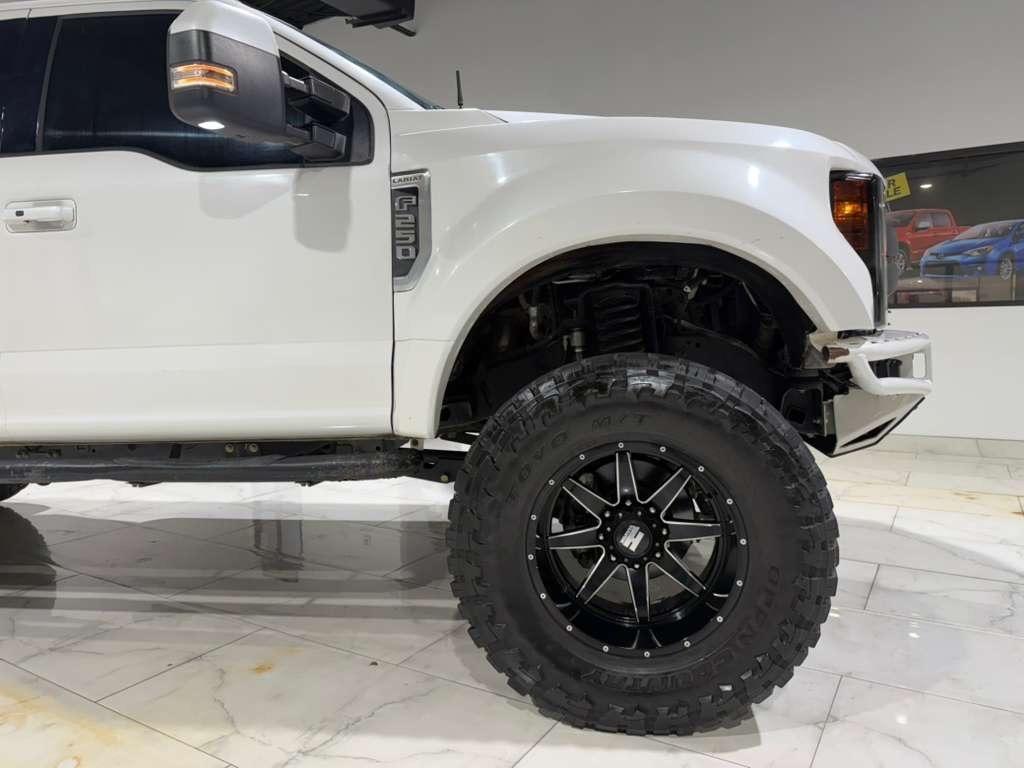 Ford F-250 SD Lariat Crew Cab 4WD 2017