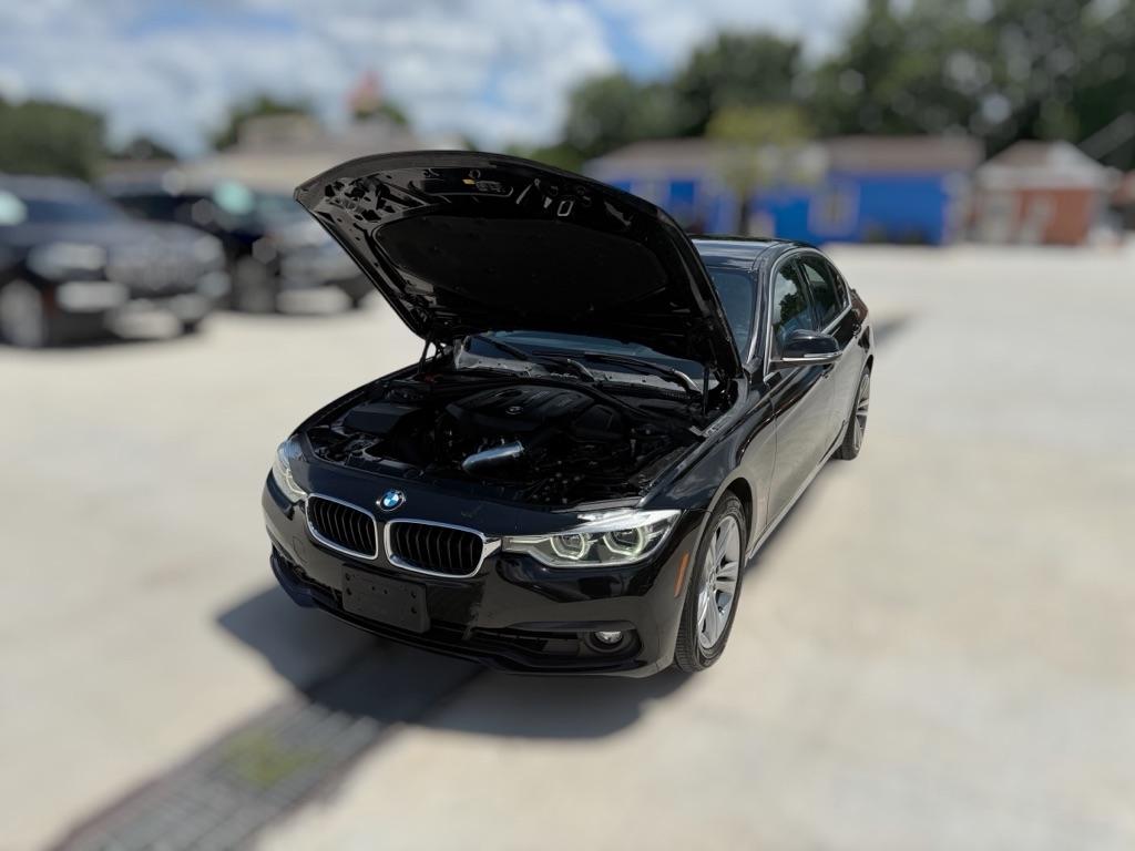 BMW 3-Series 330i SULEV Sedan 2018