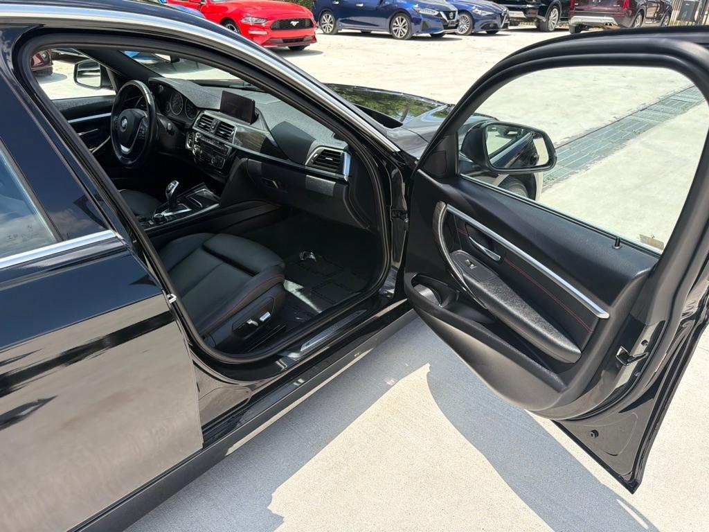 BMW 3-Series 330i SULEV Sedan 2018