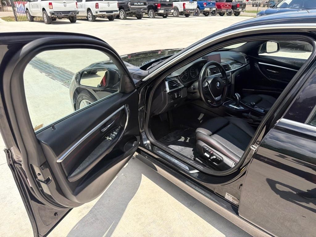 BMW 3-Series 330i SULEV Sedan 2018