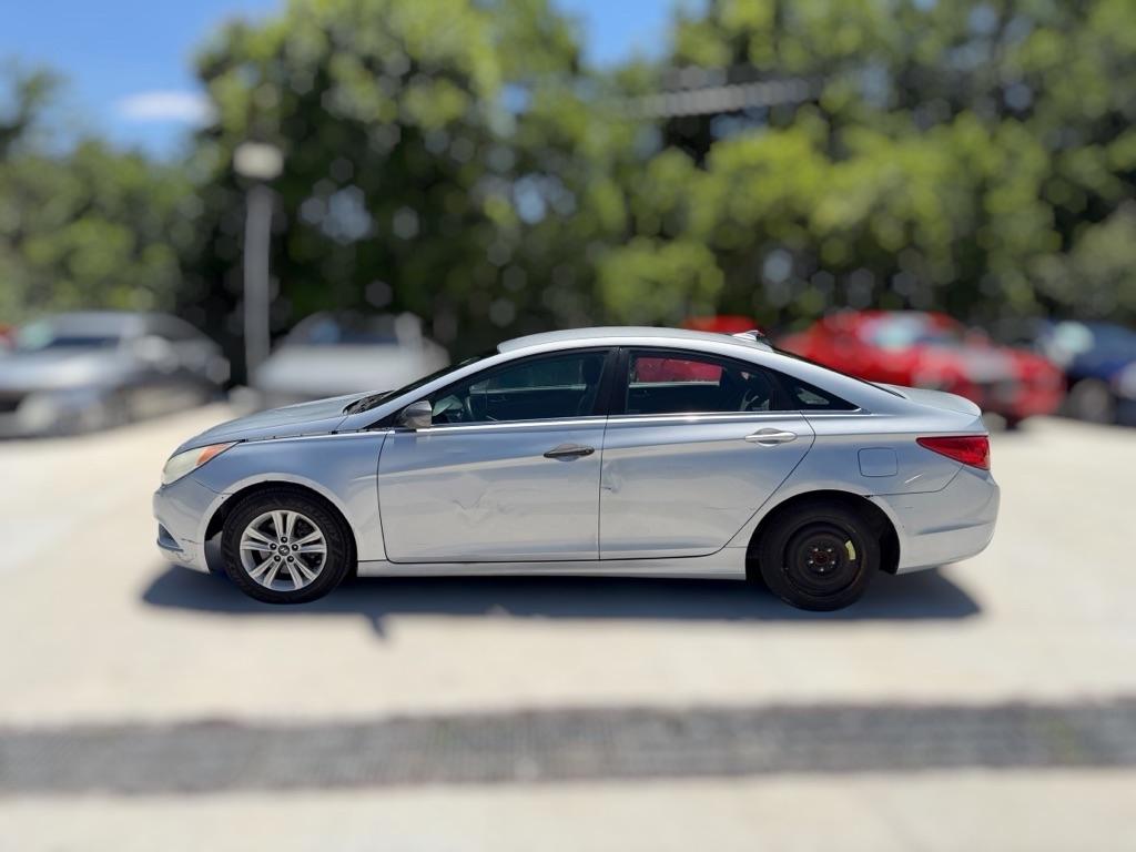 2012 Hyundai Sonata GLS - Photo 8