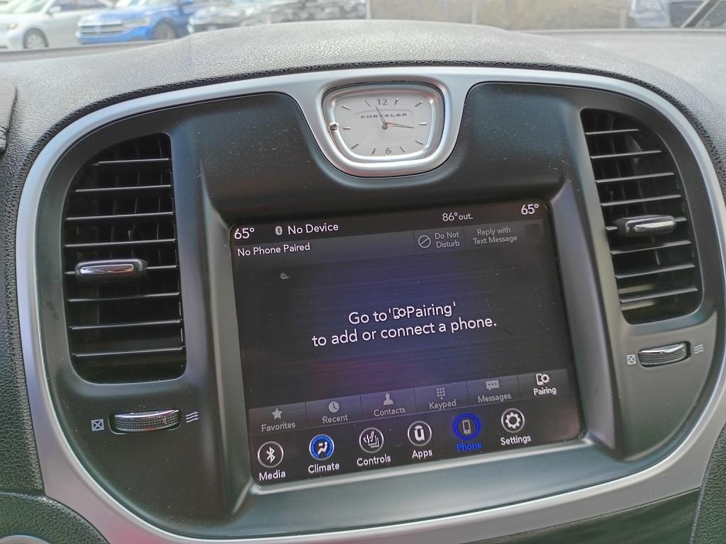 Chrysler 300 Touring L 2022