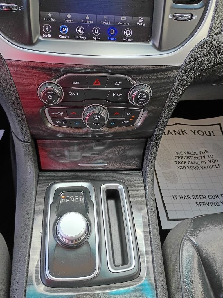 Chrysler 300 Touring L 2022