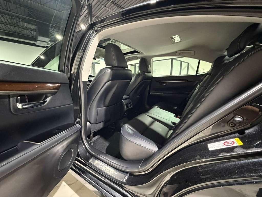 Lexus ES 350 Sedan 2018