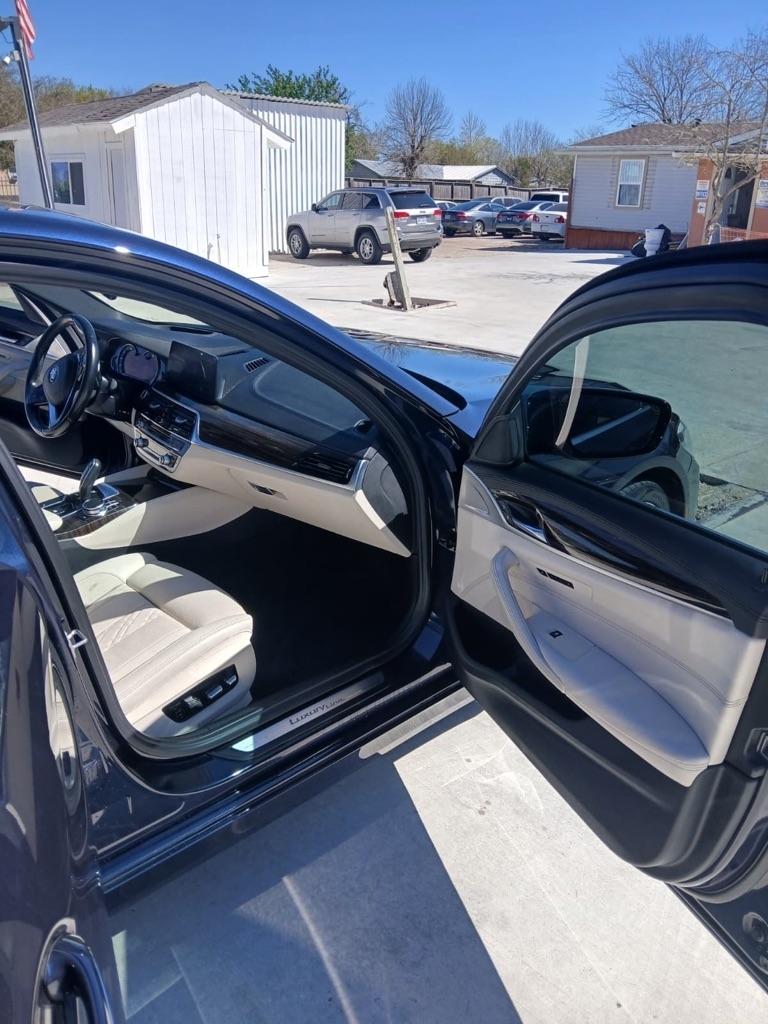 BMW 5-Series 530i 2017