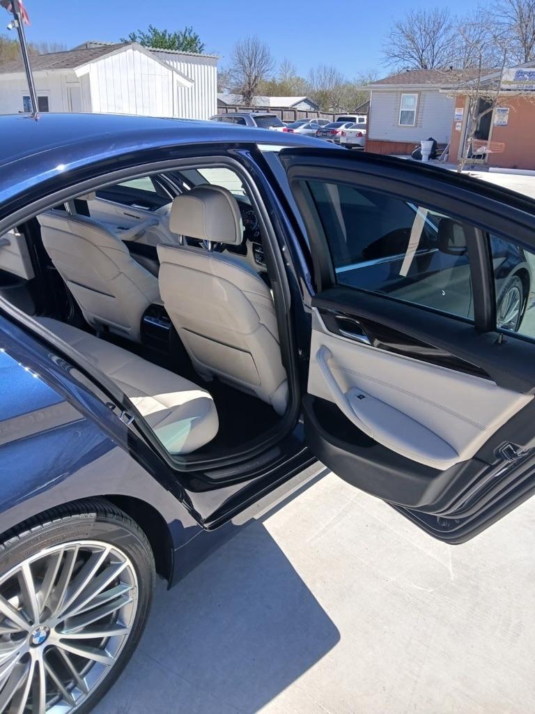 BMW 5-Series 530i 2017