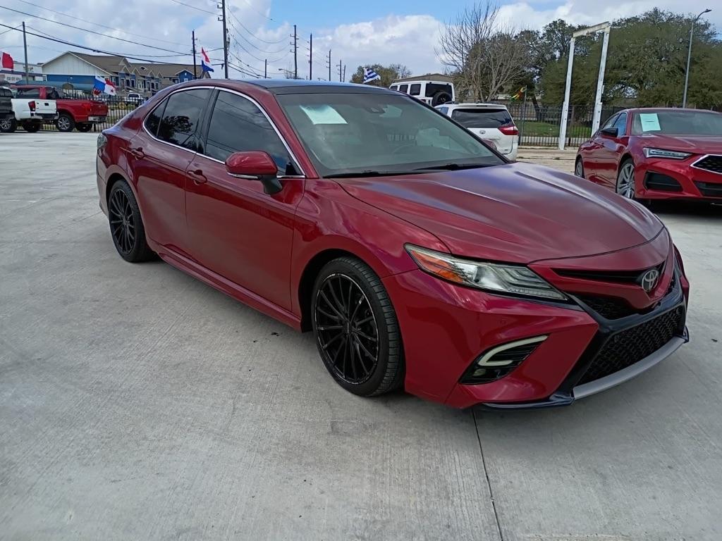 Toyota Camry XLE V6 2018