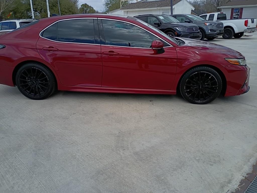 Toyota Camry XLE V6 2018