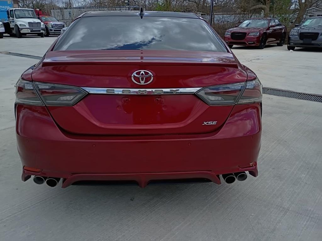Toyota Camry XLE V6 2018
