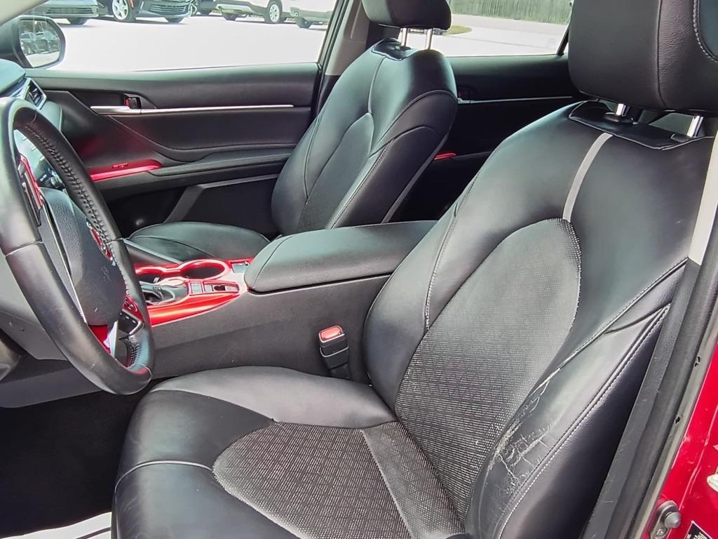 Toyota Camry XLE V6 2018