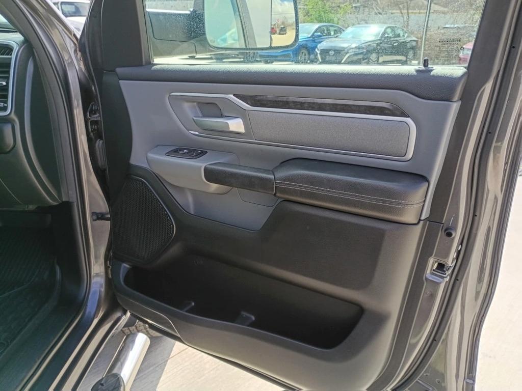 RAM 1500 Big Horn Quad Cab 2WD 2021