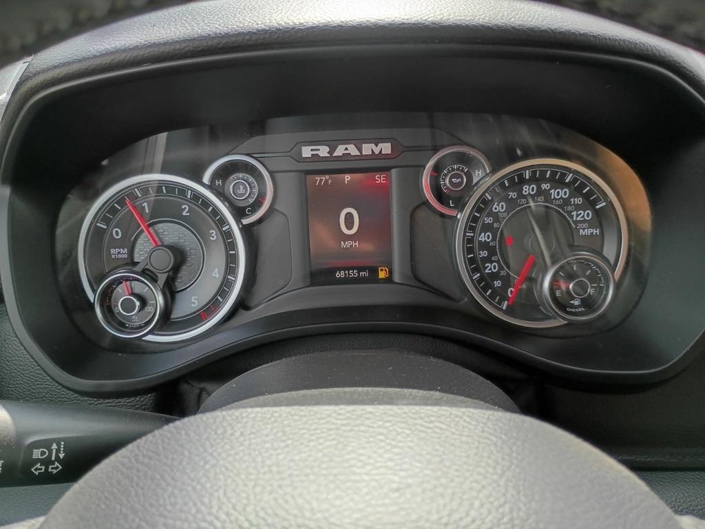 RAM 1500 Big Horn Quad Cab 2WD 2021