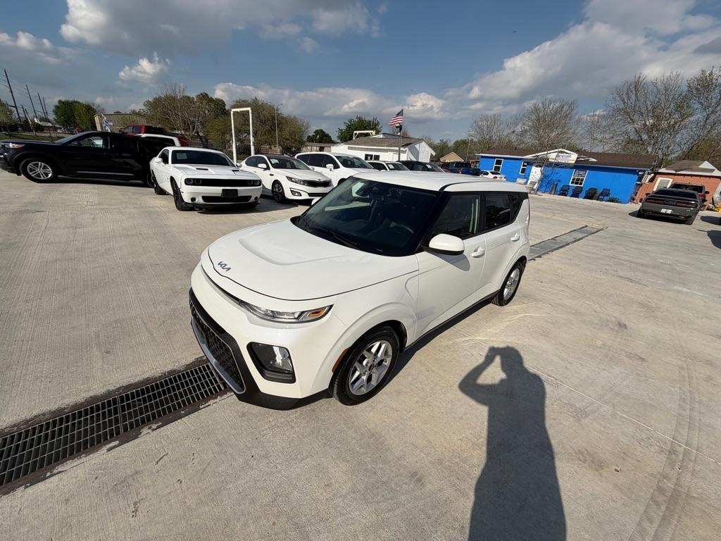 Kia Soul LX CVT 2022