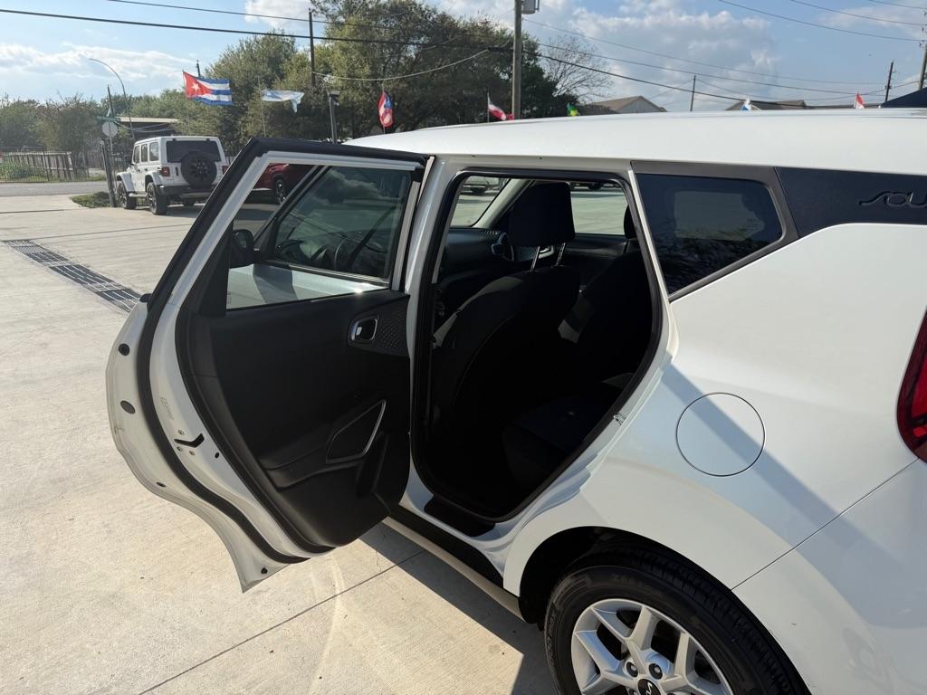 Kia Soul LX CVT 2022