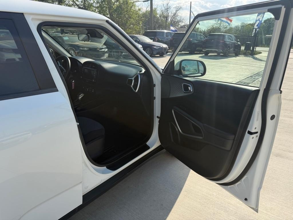 Kia Soul LX CVT 2022