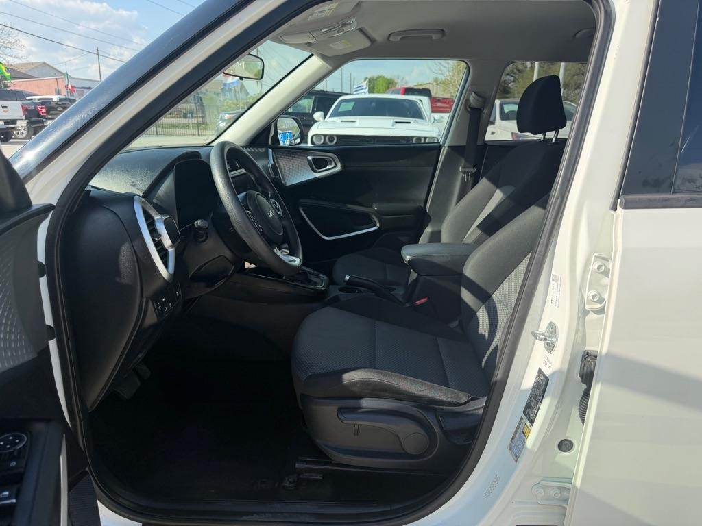 Kia Soul LX CVT 2022