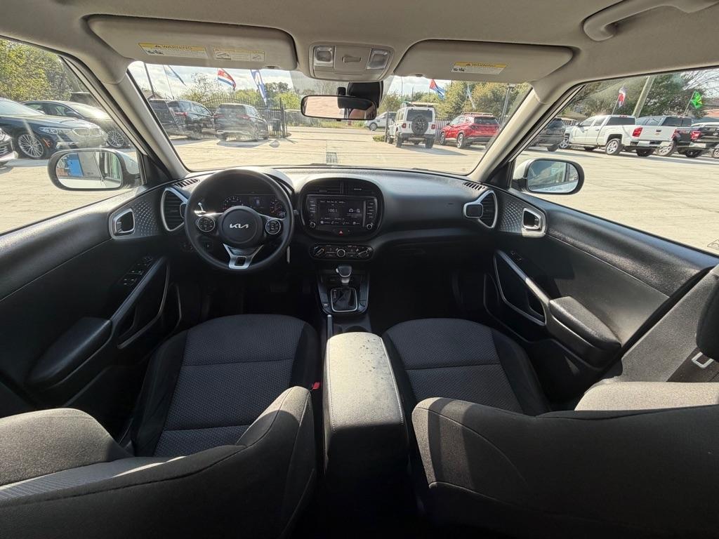 Kia Soul LX CVT 2022