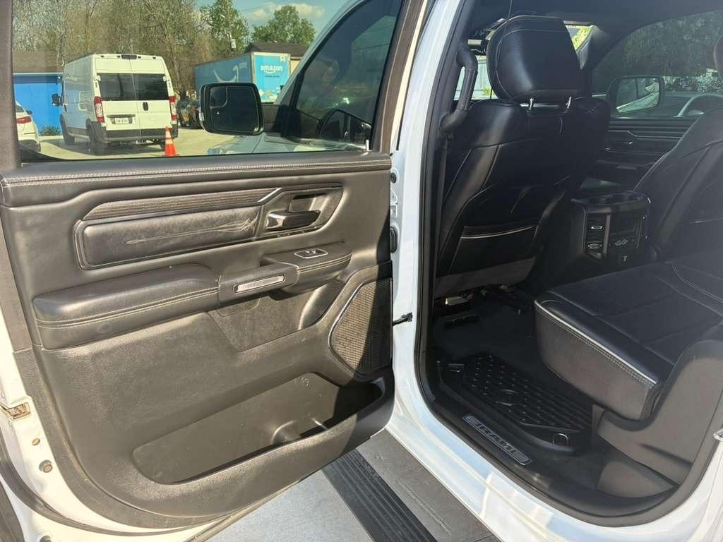 RAM 1500 Limited Crew Cab SWB 2WD 2022