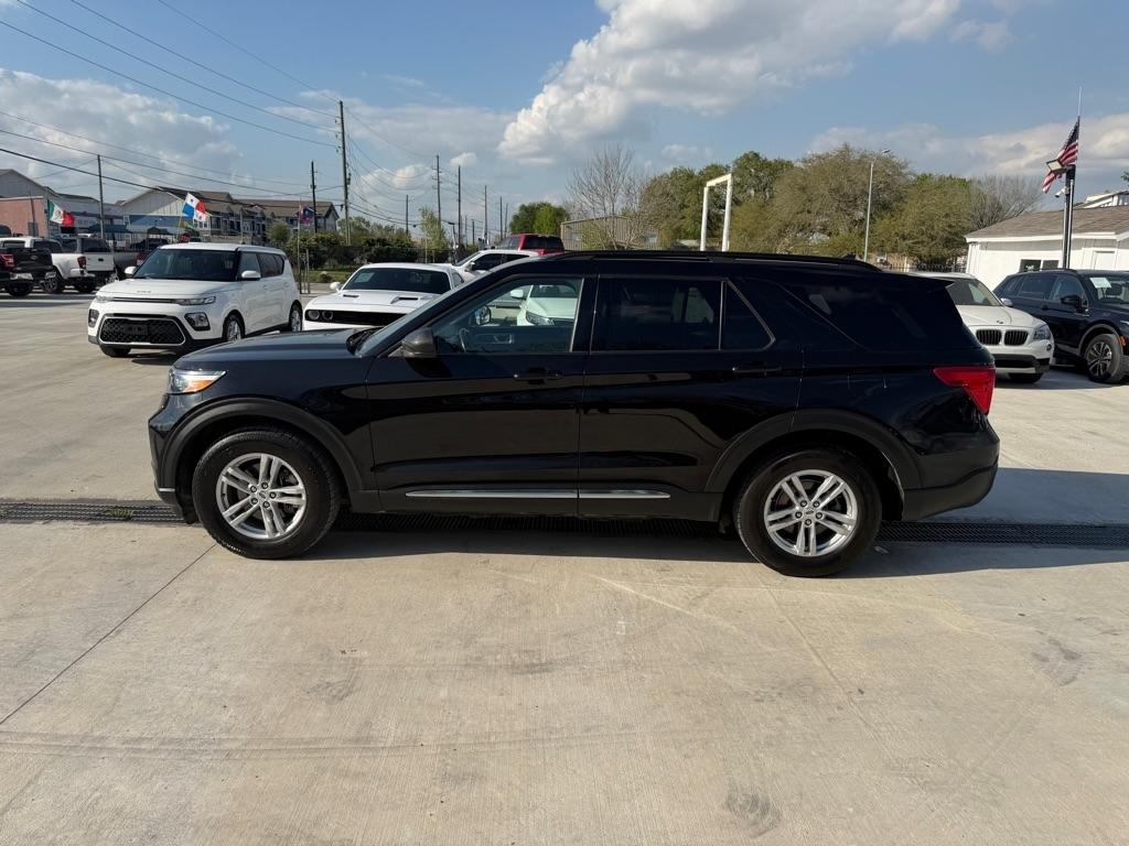 Ford Explorer XLT 2023