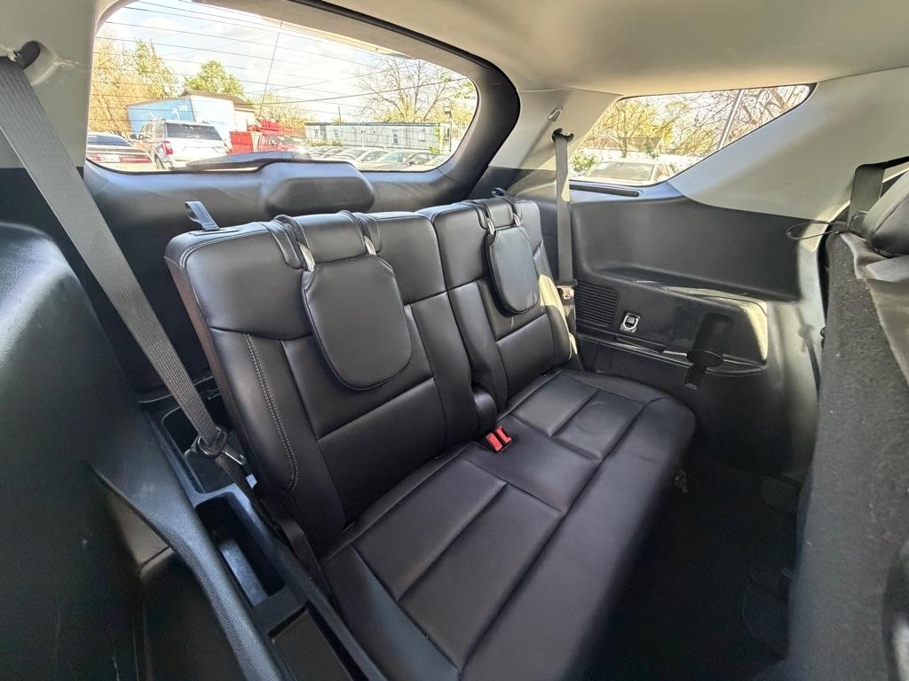 Ford Explorer XLT 2023