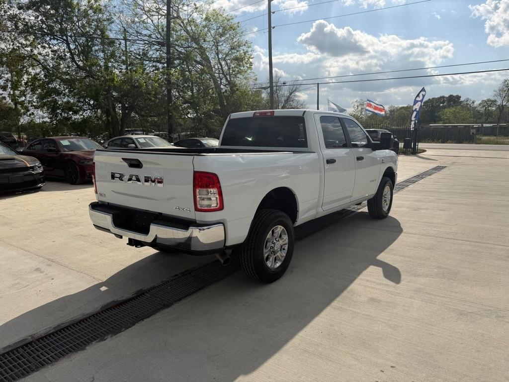 RAM 2500 Tradesman Crew Cab SWB 4WD 2024