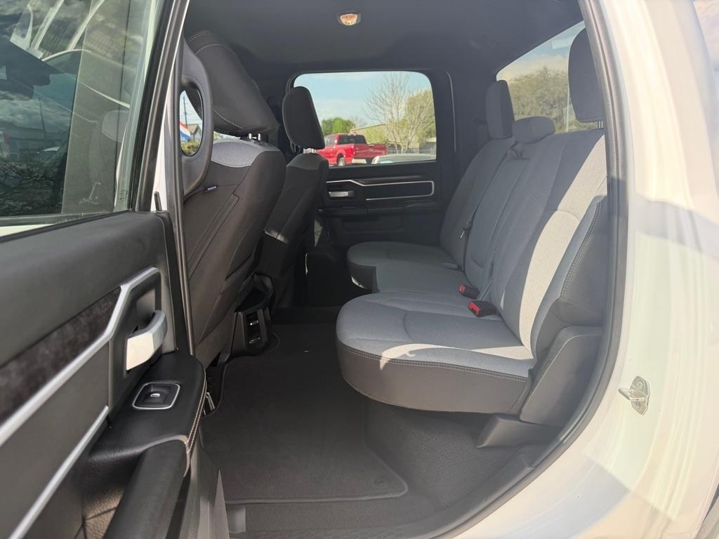 RAM 2500 Tradesman Crew Cab SWB 4WD 2024