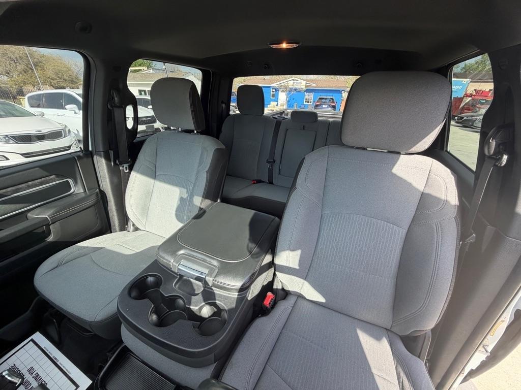 RAM 2500 Tradesman Crew Cab SWB 4WD 2024