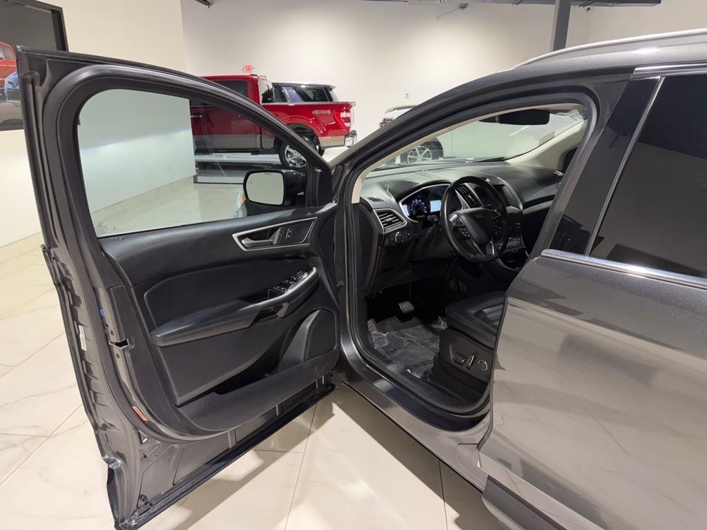Ford Edge SEL FWD 2019