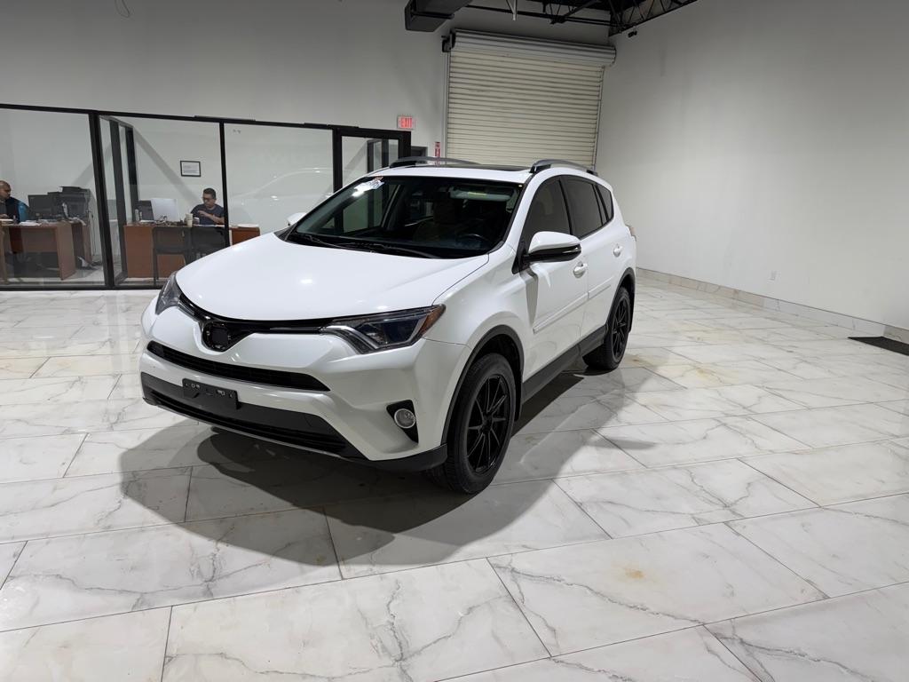 2017 Toyota RAV4 XLE FWD