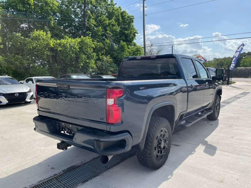 Chevrolet Silverado 2500HD LT Crew Cab Long Box 4WD 2022