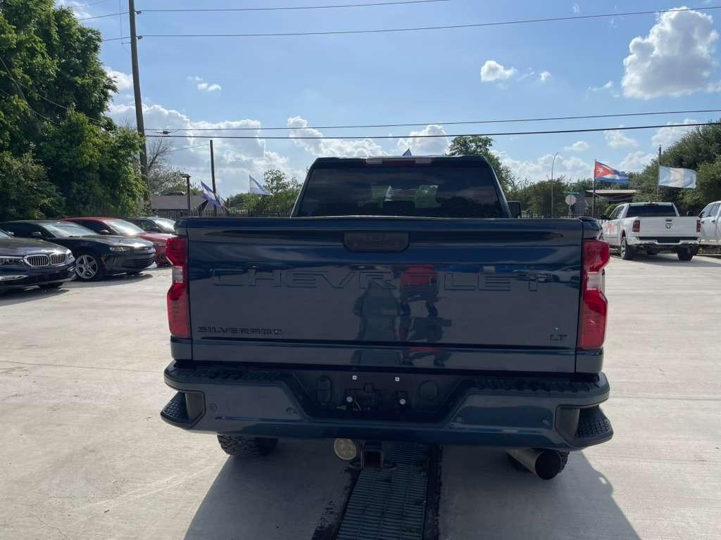Chevrolet Silverado 2500HD LT Crew Cab Long Box 4WD 2022