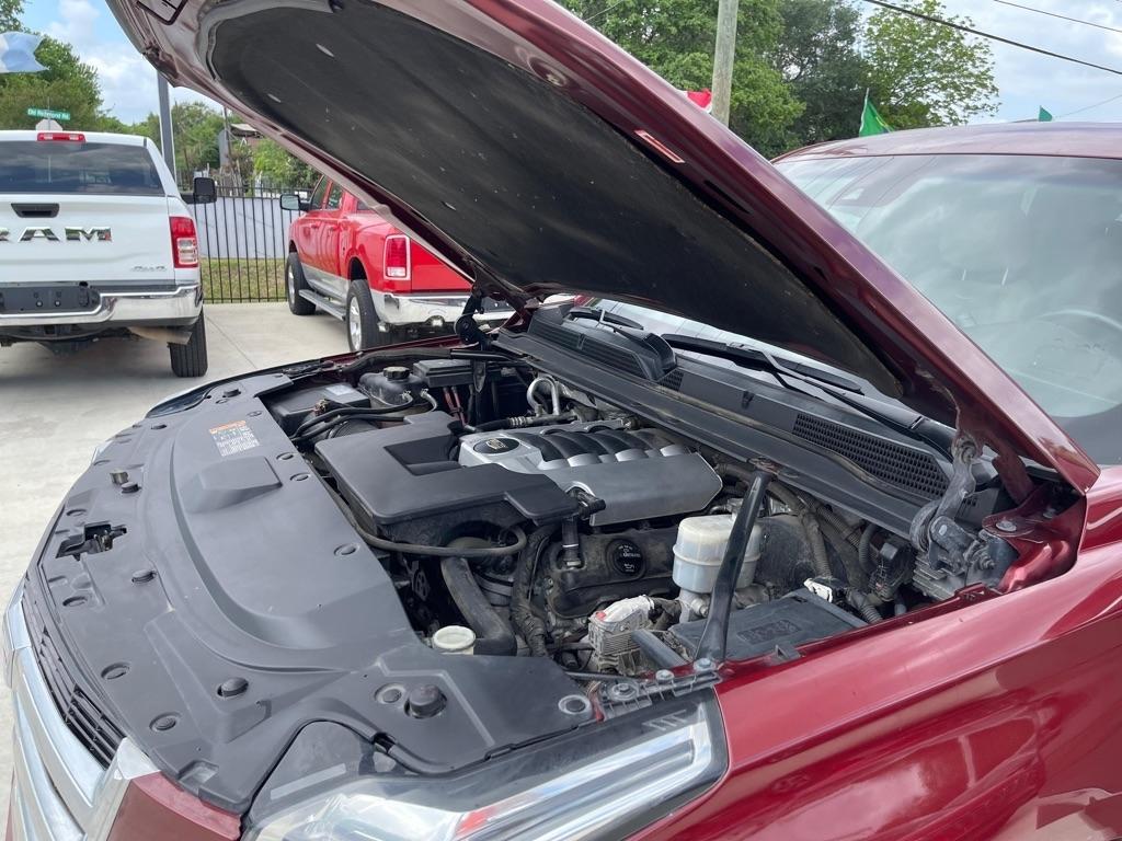 Cadillac Escalade Luxury 2WD 2017