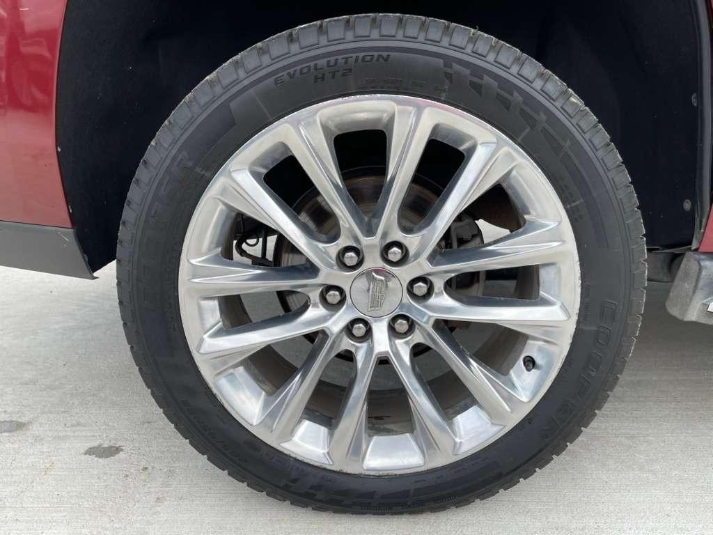 Cadillac Escalade Luxury 2WD 2017