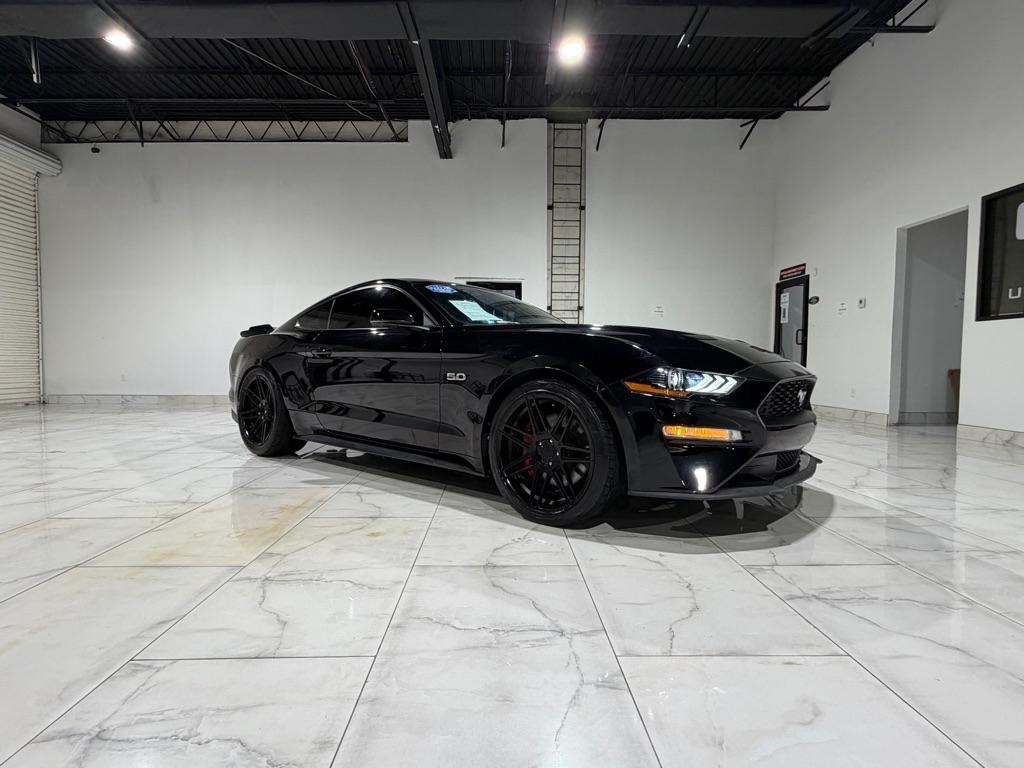 Ford Mustang GT Premium Coupe 2020