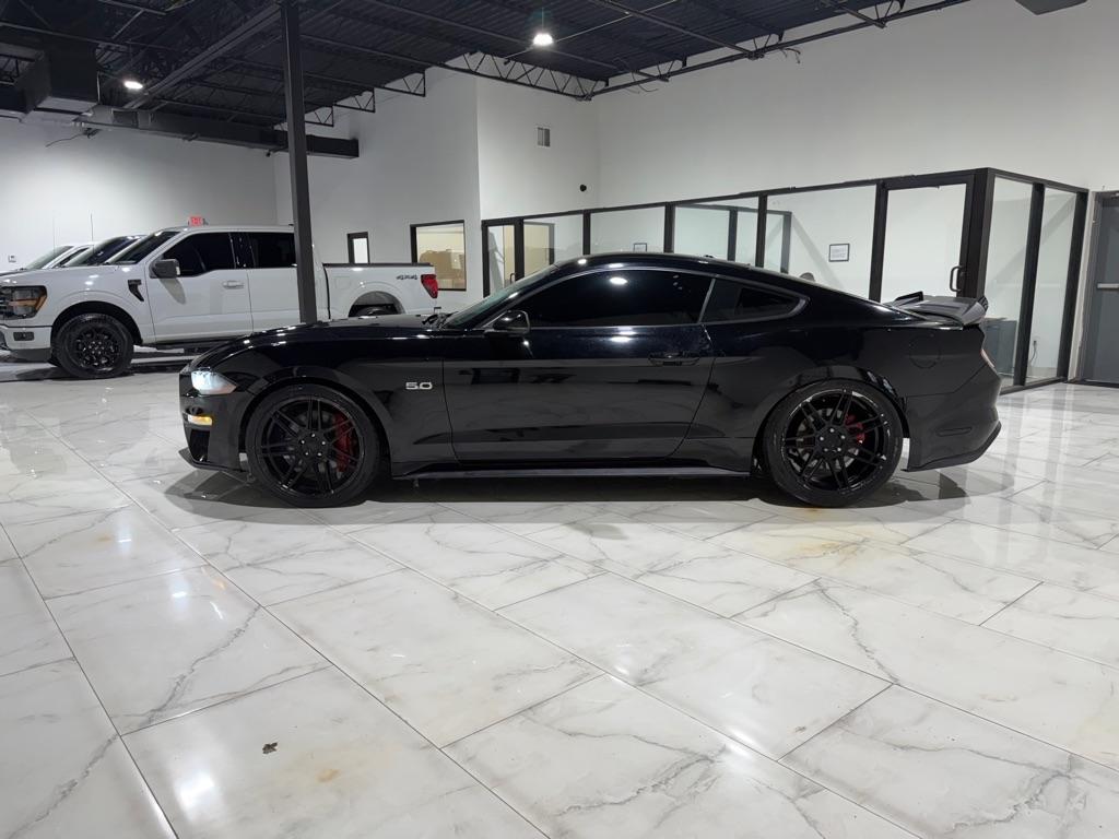 Ford Mustang GT Premium Coupe 2020