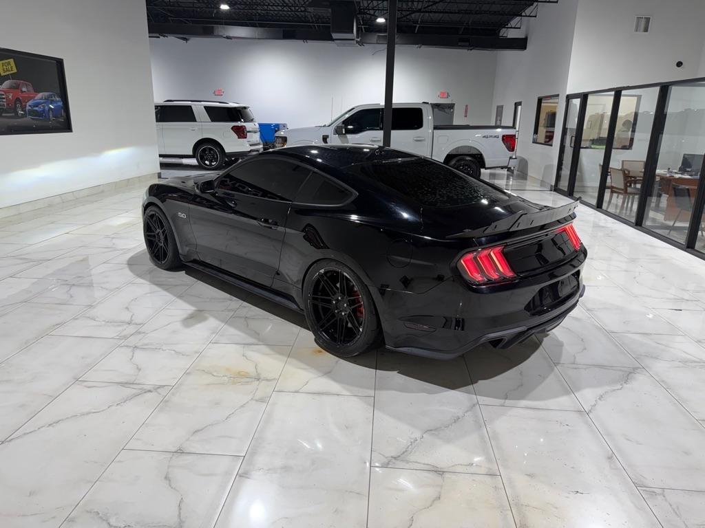 Ford Mustang GT Premium Coupe 2020