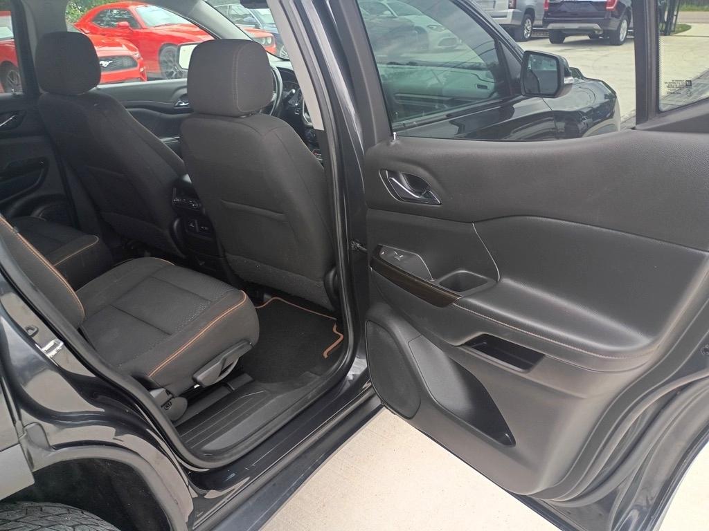 GMC Acadia SLE 2020