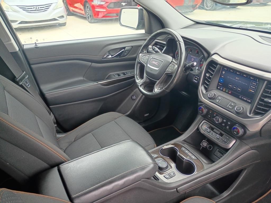 GMC Acadia SLE 2020