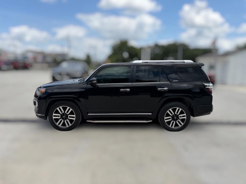 Toyota 4Runner Limited 2WD V6 2016