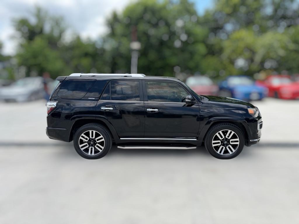 Toyota 4Runner Limited 2WD V6 2016