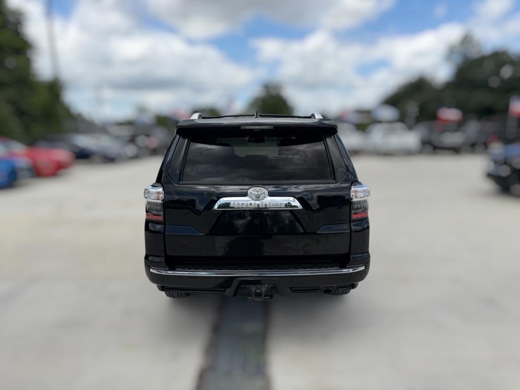 Toyota 4Runner Limited 2WD V6 2016