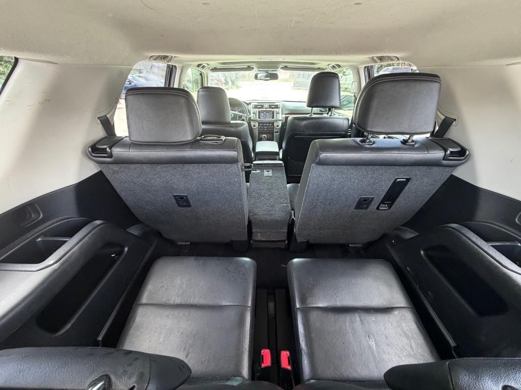 Toyota 4Runner Limited 2WD V6 2016