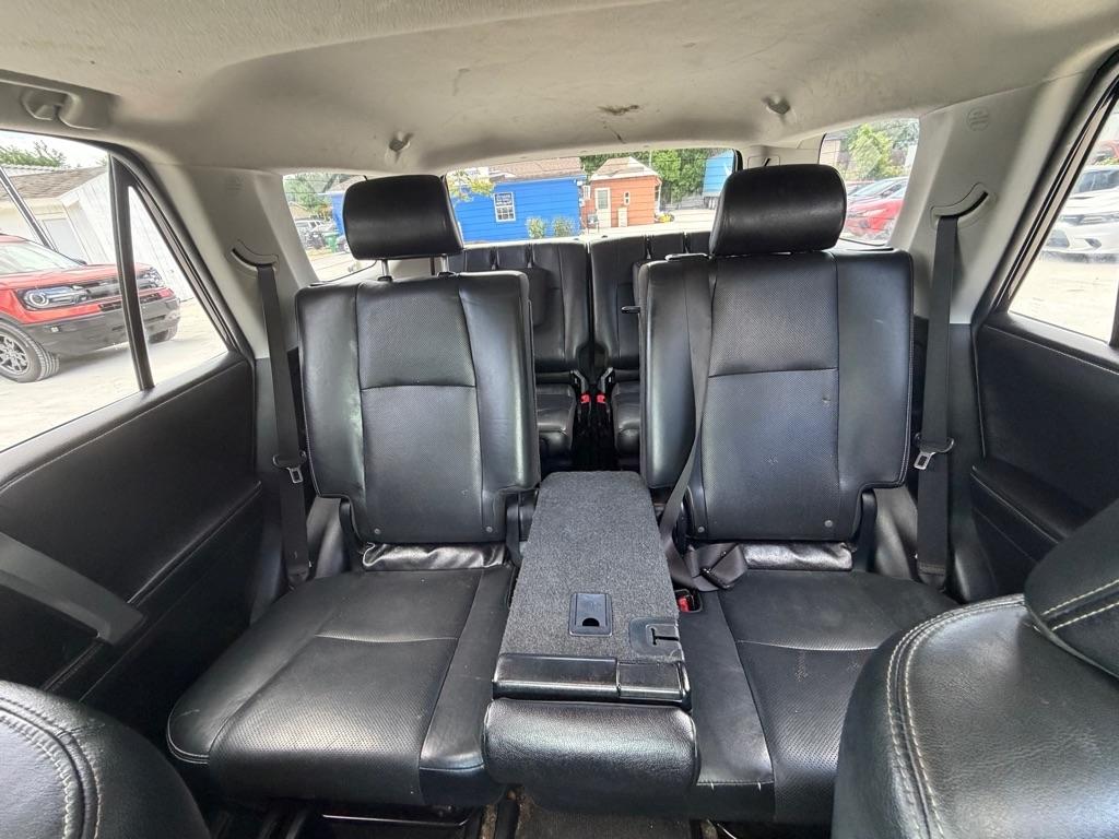 Toyota 4Runner Limited 2WD V6 2016